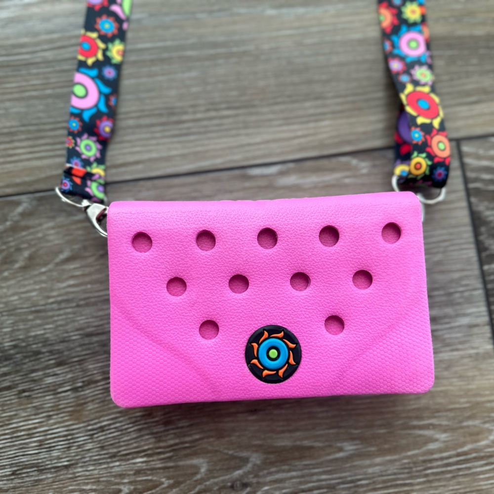 Optari Crossbody Long Strap Pink
Small Crossbody Bag Purse⭐️HostPick - Picture 2 of 10